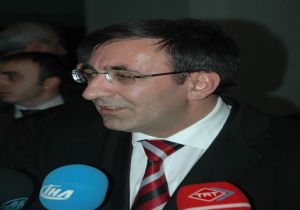 Bakan YIlmaz dan tepki